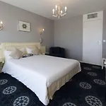 Hotel Du Parc 3*