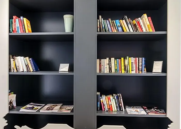 Отель Du Parc 3*