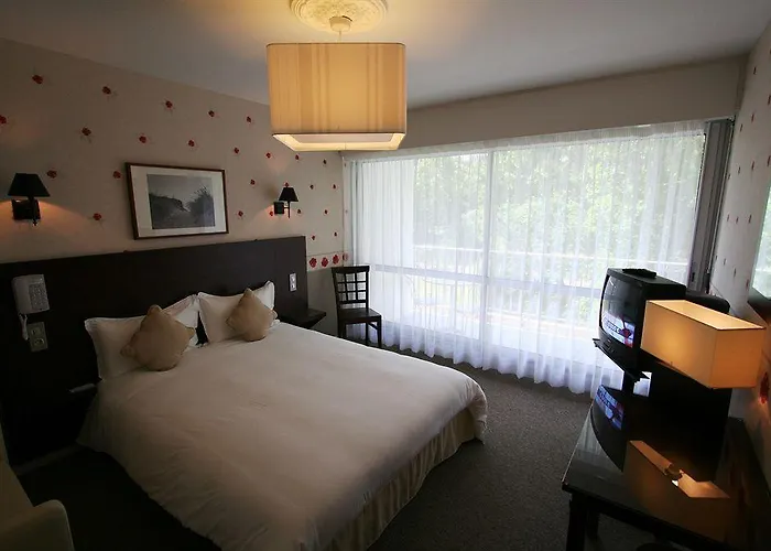 Отель Du Parc 3*